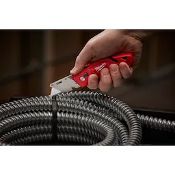 Fastback Flip Utility Knife with Blade Storage