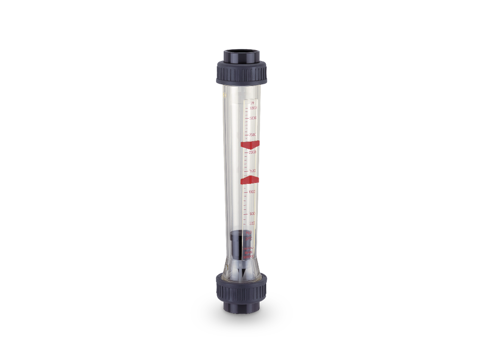 Variable area flow meter with plastic measuring tube
